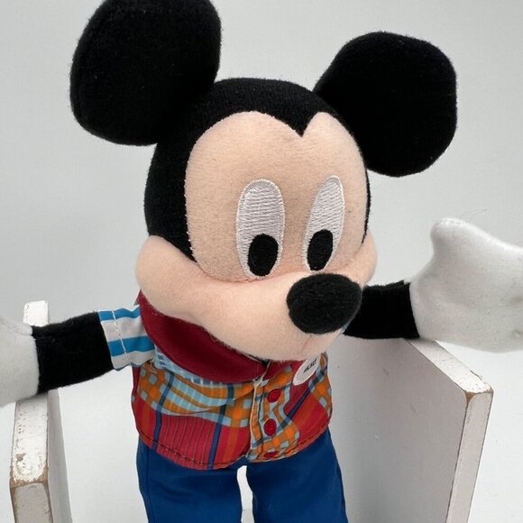 Disney Parks Exclusive Mickey Mouse as Cast Member 10" Plush Toy NWT - Picture 2 of 8